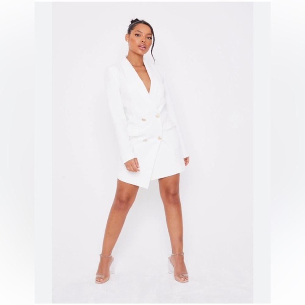 Prettylittlething Women's White Gold Button Blazer Dress asymmetrical Size 8